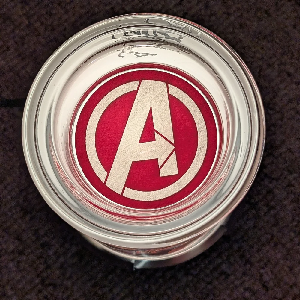NIB Scentsy Marvel Captain America Avengers Electric Candle Warmer Iron Man